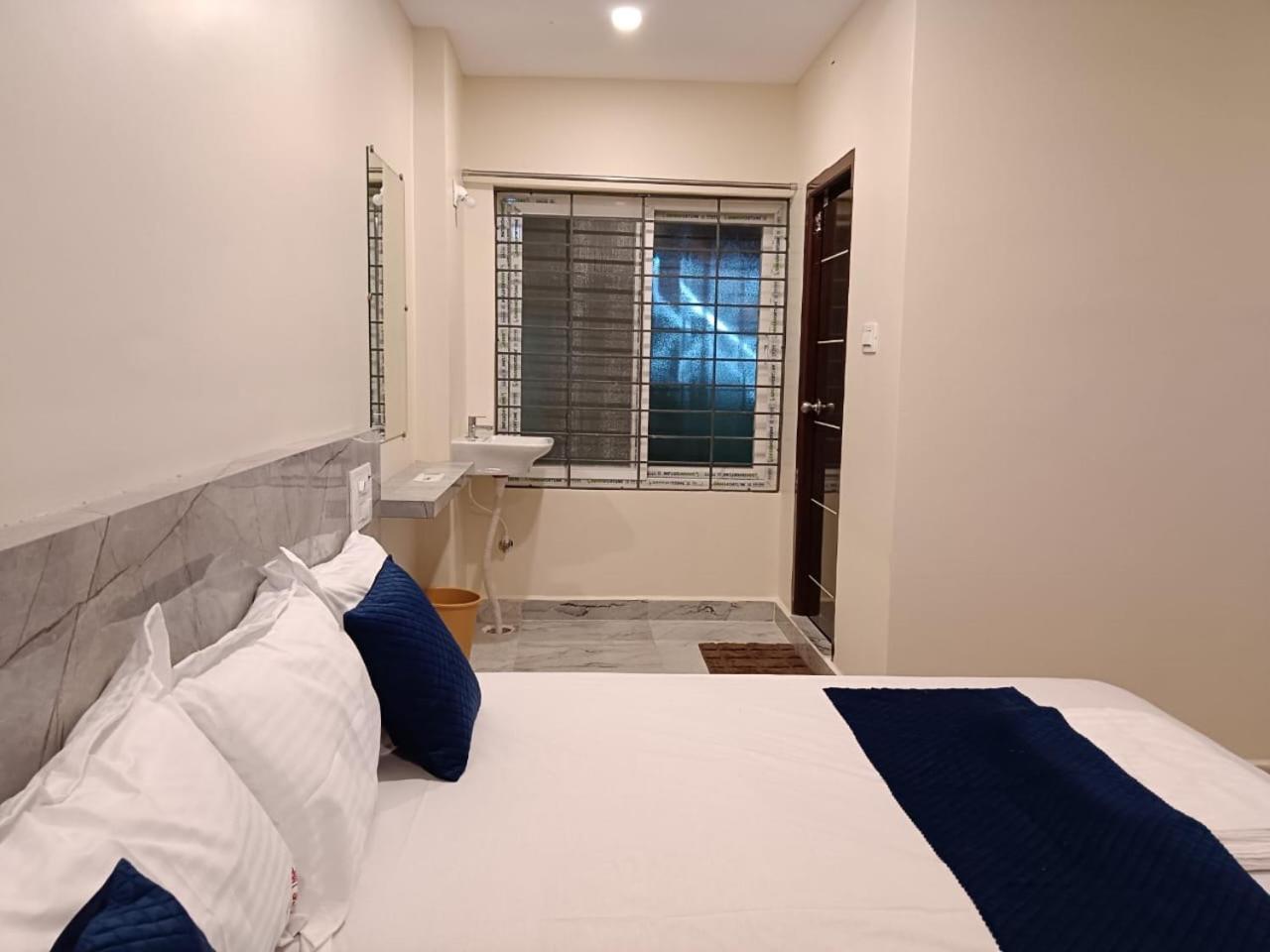 Sri Ganesh Residency Hotell Tirupati Eksteriør bilde